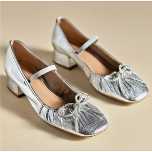 ANTHROPOLOGIE Maeve Cross Strap Leather Ballet 37 MARYJANE Heels Metallic Silver